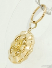 14k round star and shield pocket watch chain fob, scalloped & pattée-cross details, approx. 4.5dwt