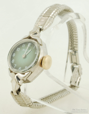 Bulova 17J ladies' wrist watch, elegant WBM & SS oval case w/ art-deco accents & chevron-shaped lugs
