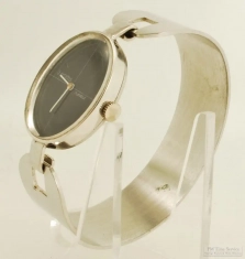 À Propos 17J wrist watch, elegant WBM chrome & SS oval case, matching wide SS cuff-style band